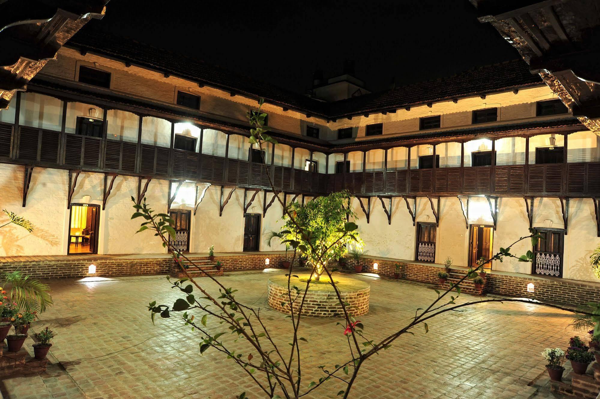 Oyo 738 Hotel Kaze Darbar Kathmandu Exterior foto